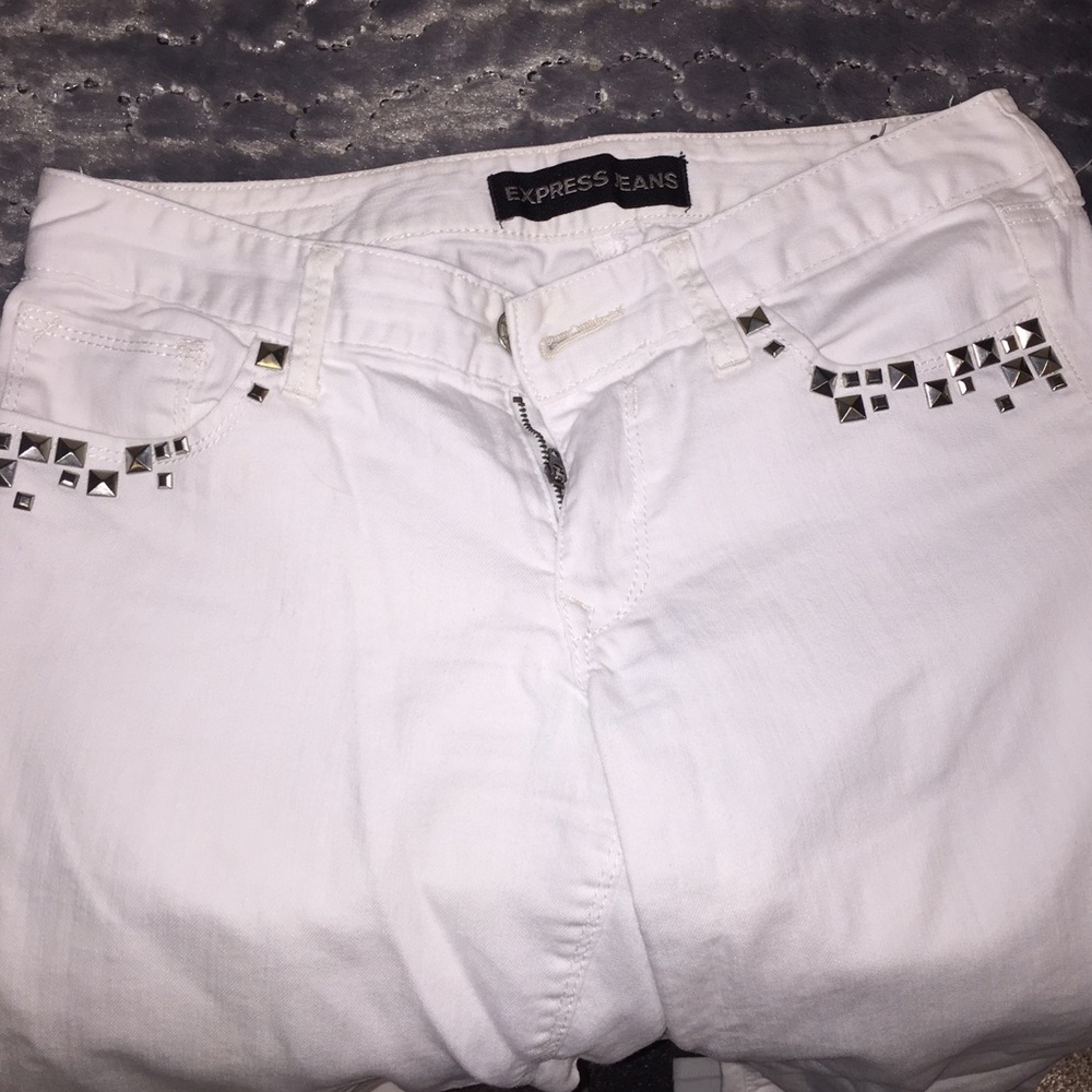 Express white jeans with stones, ankle skinny
