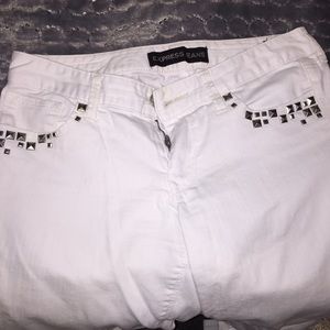Express white jeans with stones, ankle skinny