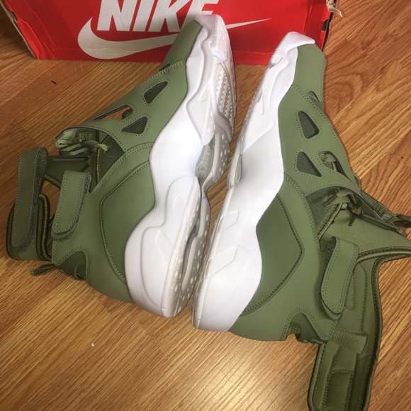 Nike Unlimited - Picture 2 of 4