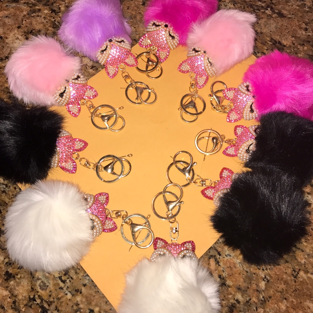 POM POM Faux Fox Sparkly Key Chain for Bag