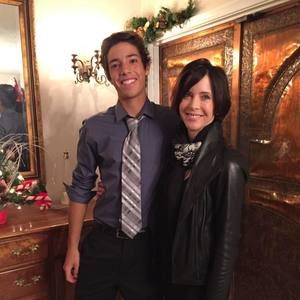 Meet your Posher, Max