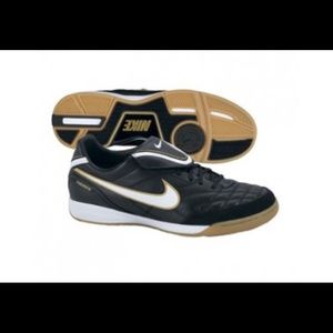 Nike Tiempo Natural Indoor Soccer Shoes