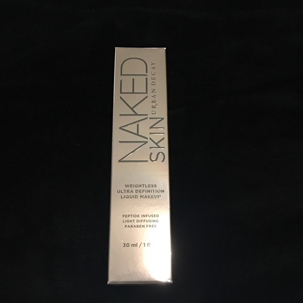 Urban Decay Naked Skin. Shade 03