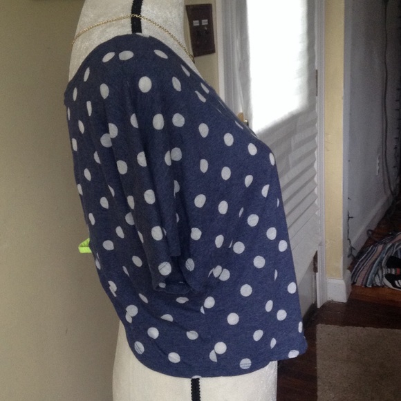 PRICEDROP! Strappy Neon Back crop top - Picture 4 of 4