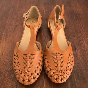 Modcloth Chase & Chloe huarache flat sandals