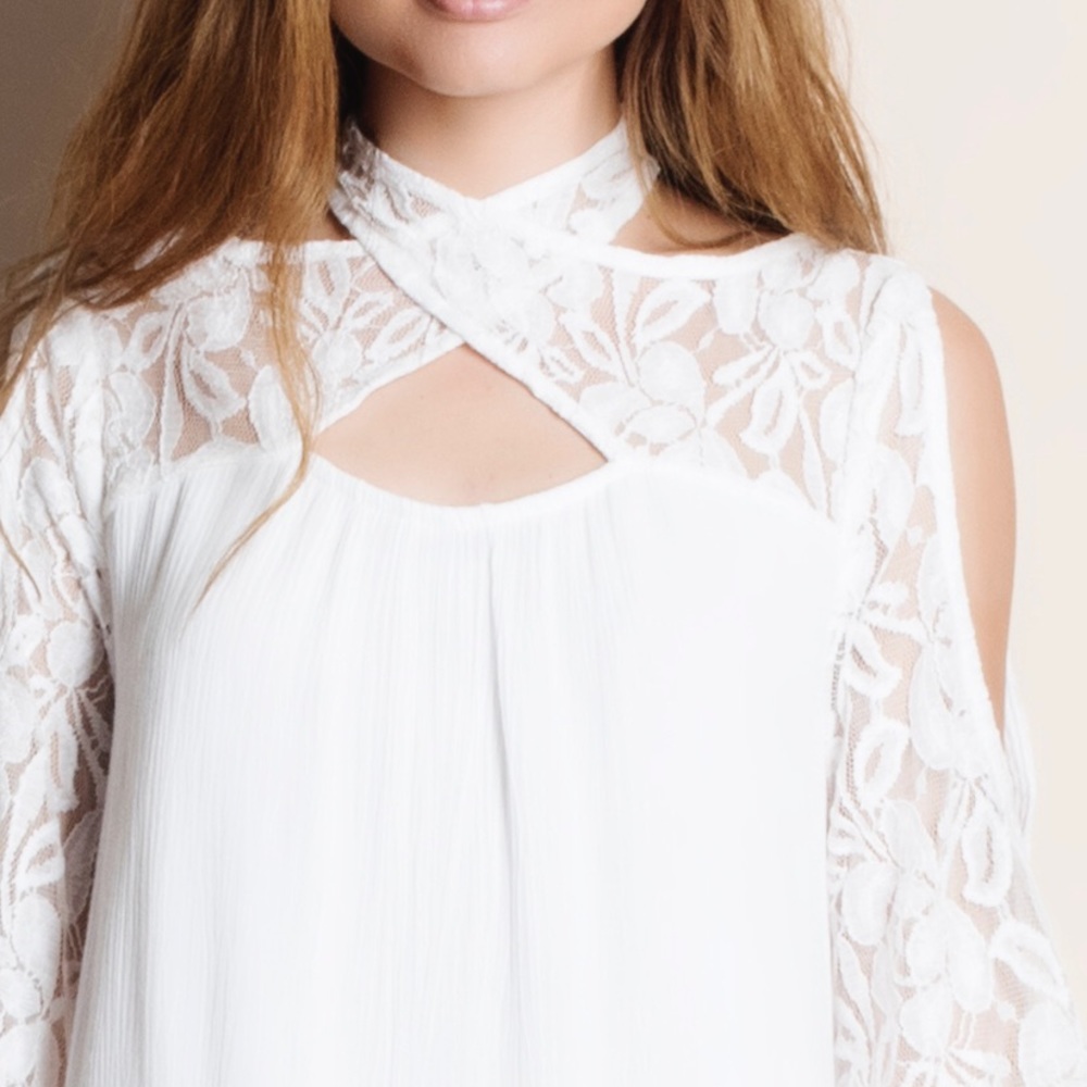 Lace Cold Shoulder Dress - Picture 5 of 5