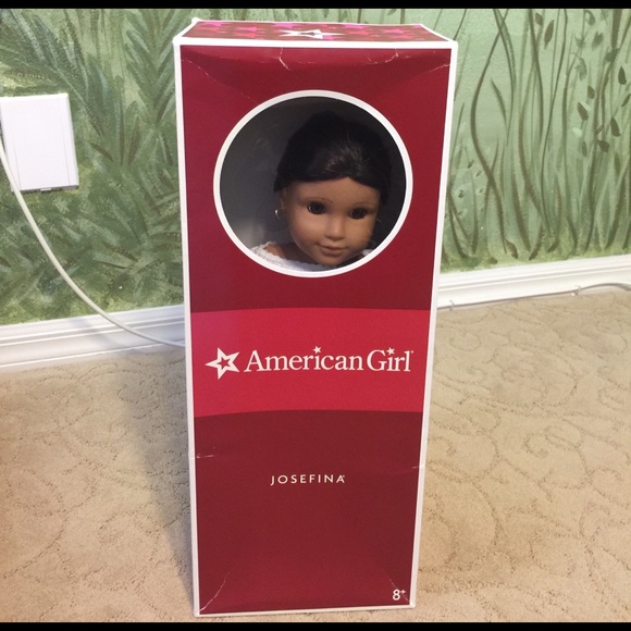 American Girl in Original Box - Picture 1 of 3