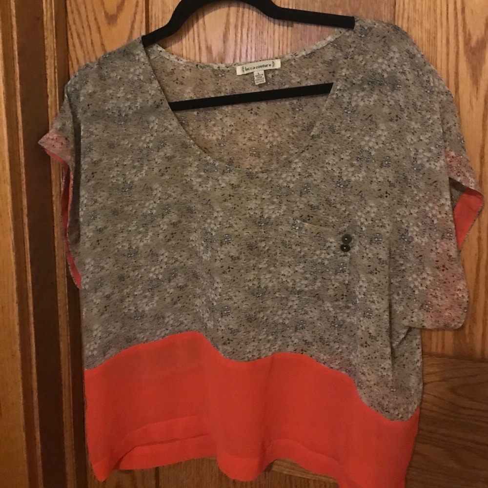 Floral short sleeve blouse