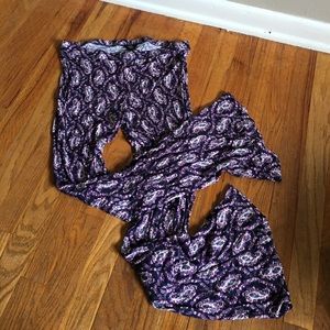 Aeropostale women's patterned flare leggings