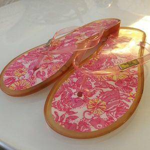 Resort ready! Lilly Pulitzer pink jelly flip flops