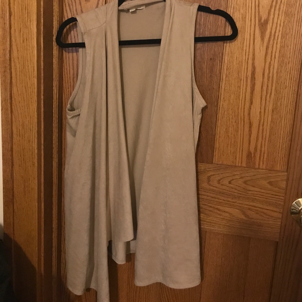 Tan suede vest!!! NWOT