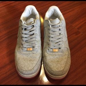 Air Force-1 patterned sneakers