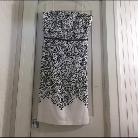 Ann Taylor Dresses & Skirts - Ann Taylor Strapless Dress Detachable Straps