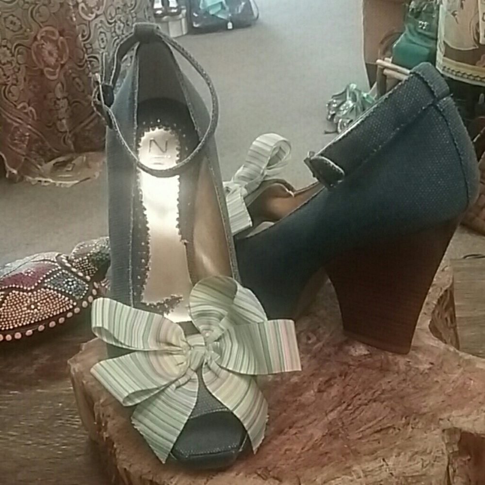 Eye Catching Denim Burlap Ankle Strap Beauty