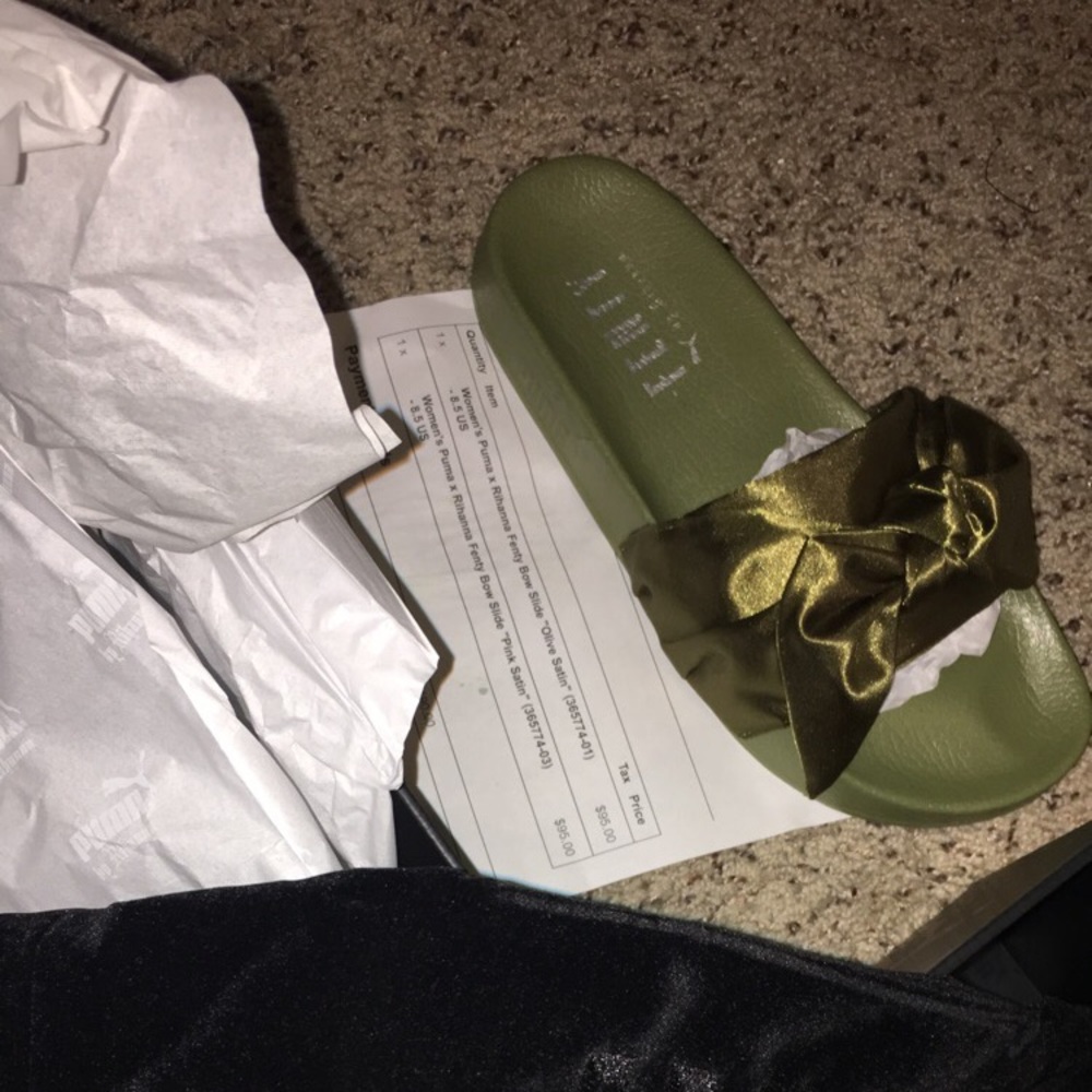 Rihanna puma fenty bow slides