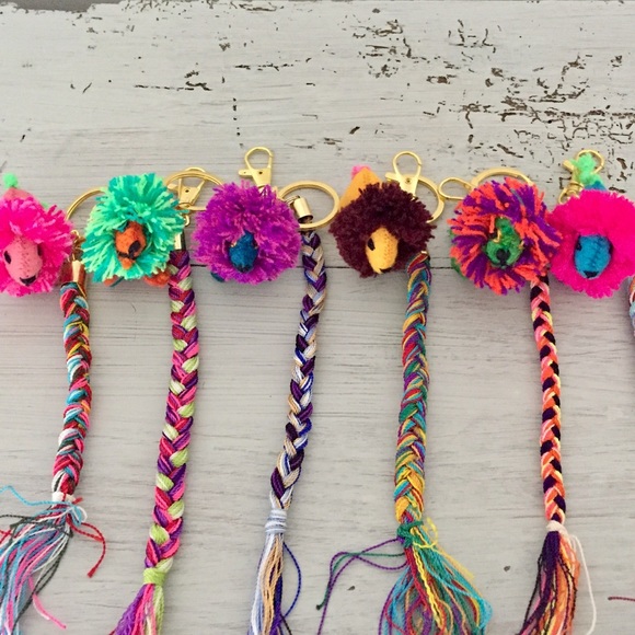 Colorful Handmade Lion Keychain - Picture 2 of 8