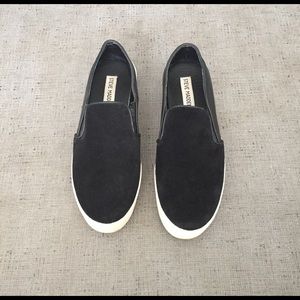 Steve Madden Black/White Suede/Leather Slip-Ons