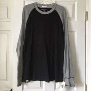 NWT Men's long sleeve shirt