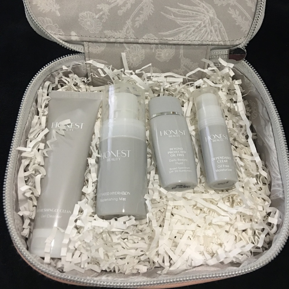 Honest Beauty Travel Kit