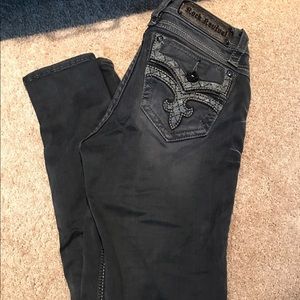 Rock Revival skinny jeans