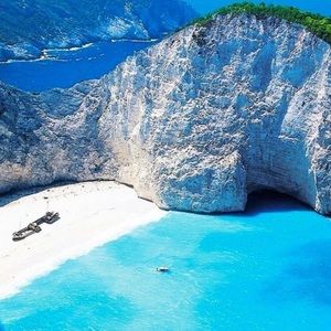 Meet your Posher, Trisha roween