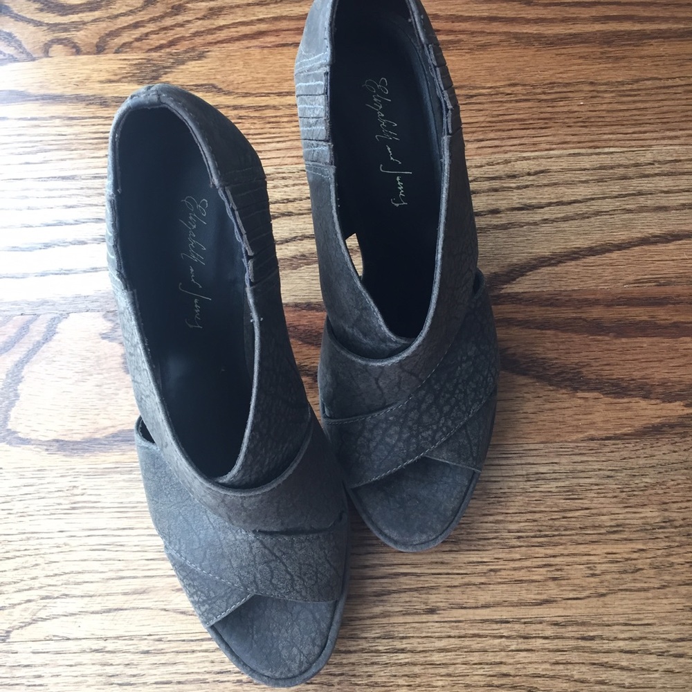 Elizabeth and James Milla Textured Suede Sandals