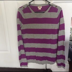 Women's sweater