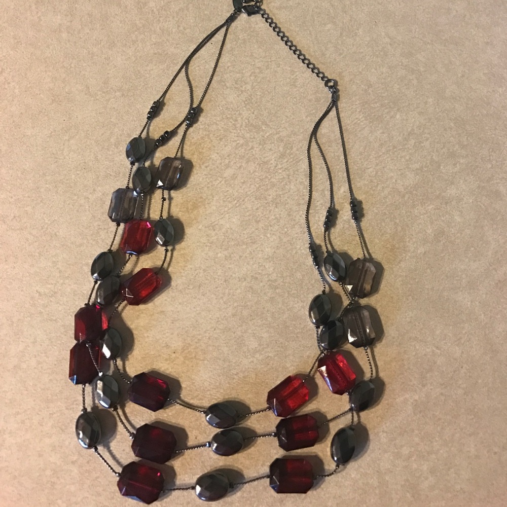 Beaded wire necklace
