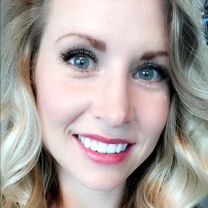 Meet your Posher, Cheryl