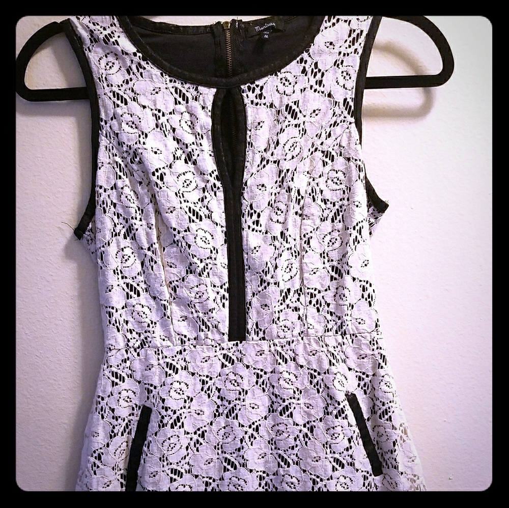 Dress - Picture 2 of 5
