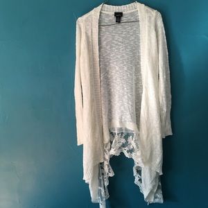 WHITE LACE CARDIGAN