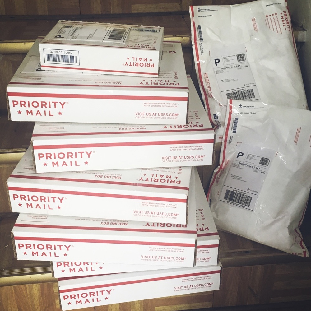 ✨✨Yay ready to ship 📦🛍✨💕