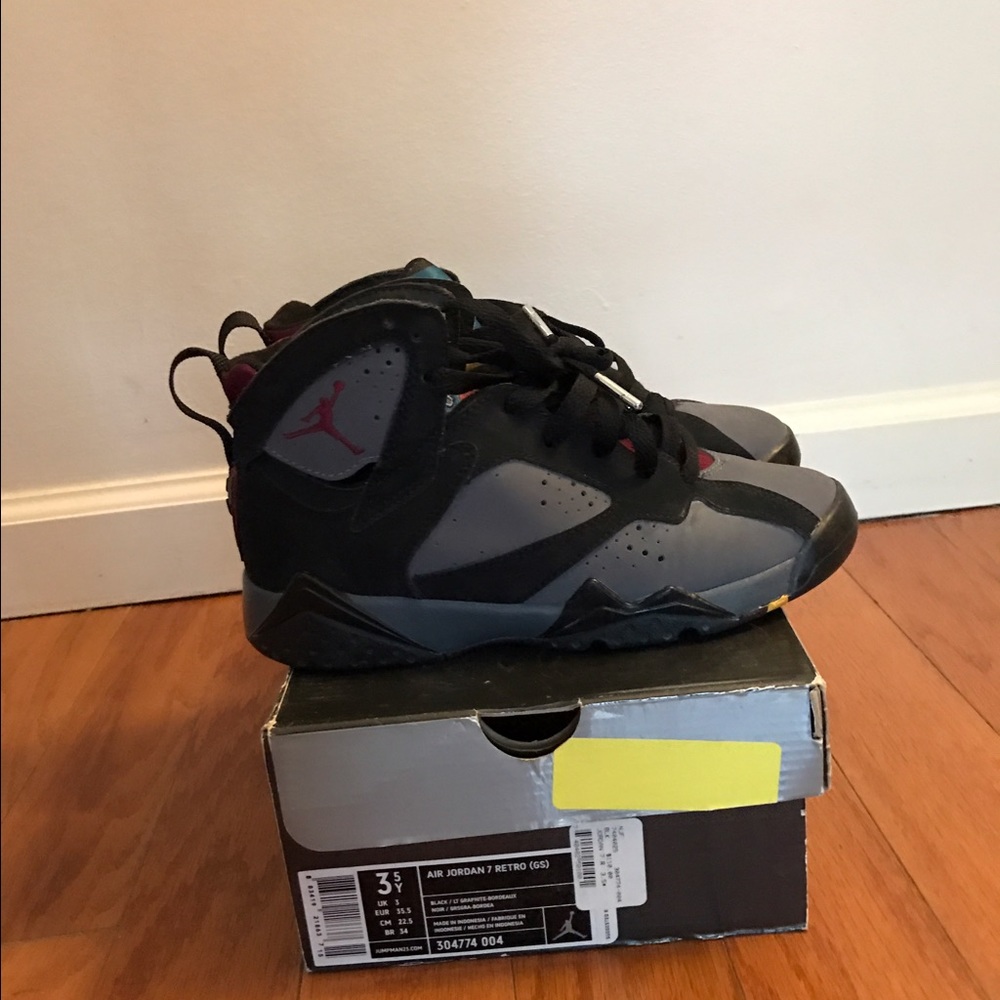 Jordan 7 Retro "Bordeaux" - sz 3.5Y / 5 wmns