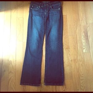 American Eagle dark wash boyfriend jeans