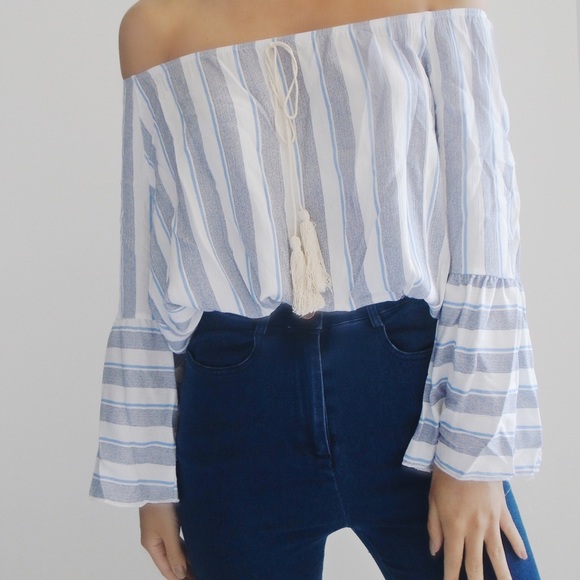 SOLD OUT ✖️ Bria Off The Shoulder Top - Picture 2 of 4