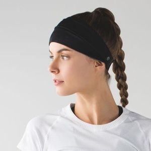 Reversible Lululemon Fringe Fighter Headband ✨