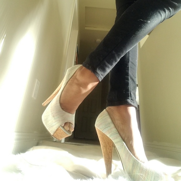 Multi Color High Heel - Picture 2 of 2