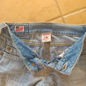 True Religions sz 24