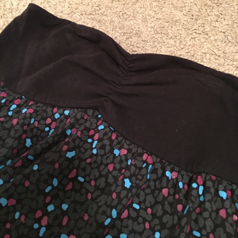 NEW Strapless Top - Picture 2 of 4