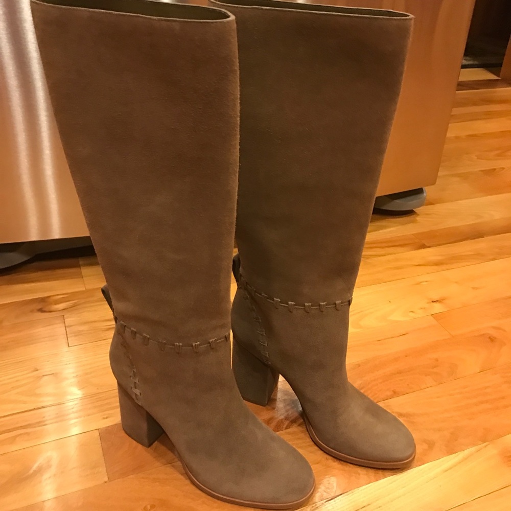 NWT Tory Burch Suede Boots. +bonus gift packaging.