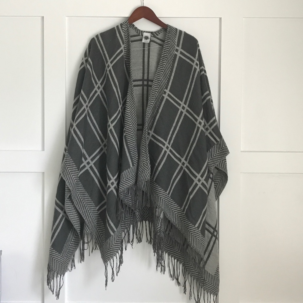 Welsh Plaid Poncho