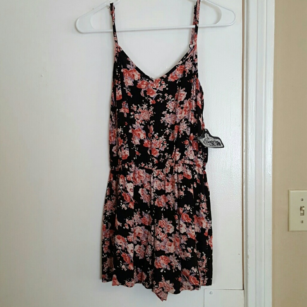 Romper never worn with tags