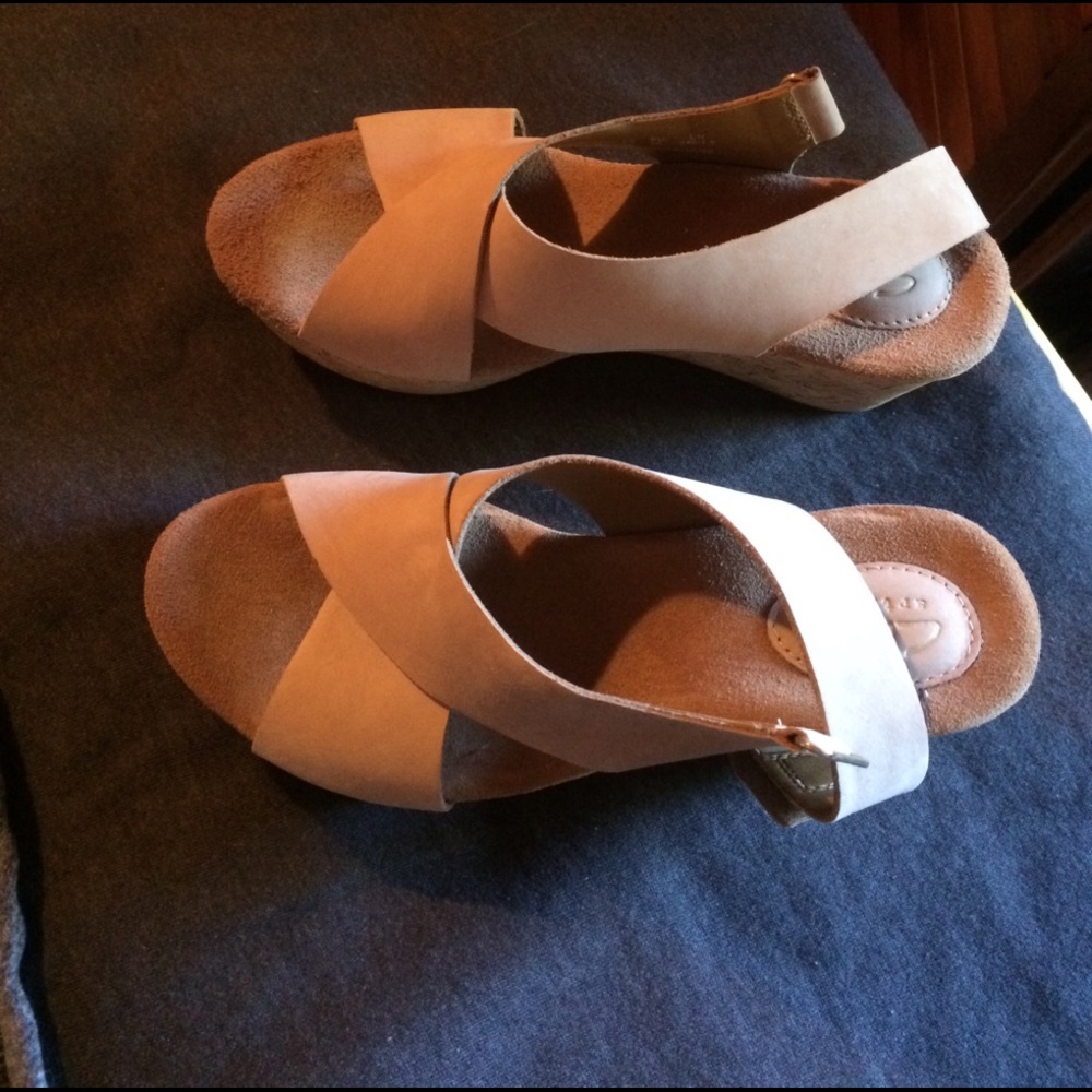 Clanks wedge sandals