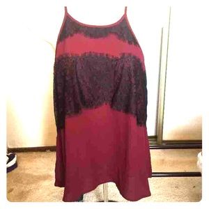 Woven Top Bergundy & Black S