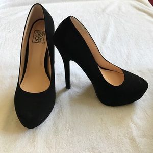'Speed Limit 98' Black Heels