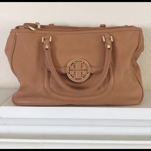 Tory Burch "Amanda" Hobo bag