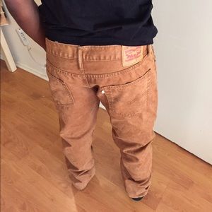 Brown/ Rusted colored Men's Levi Pants