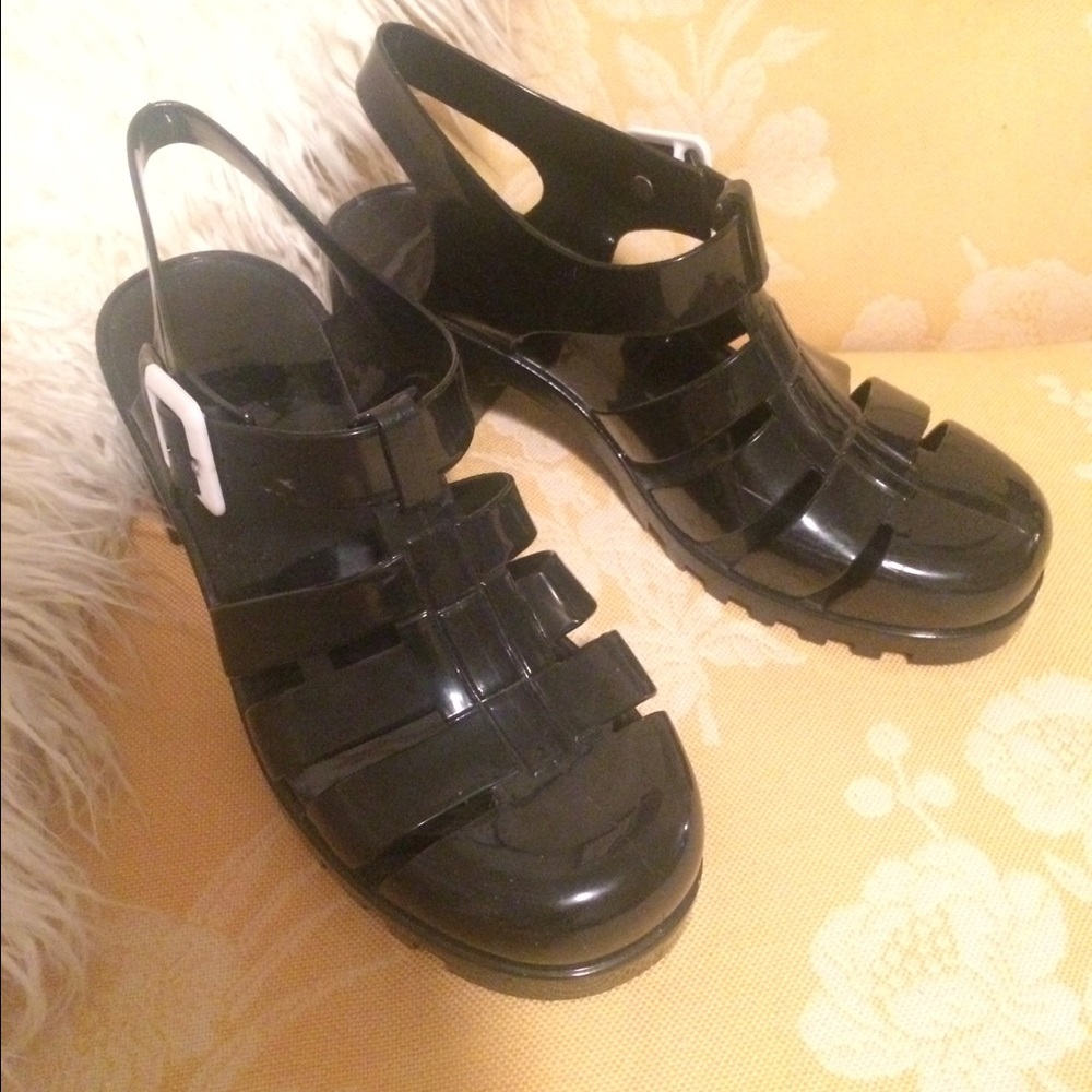 Jelly sandles 🔥CLOSET CLEAR OUT SALE🔥