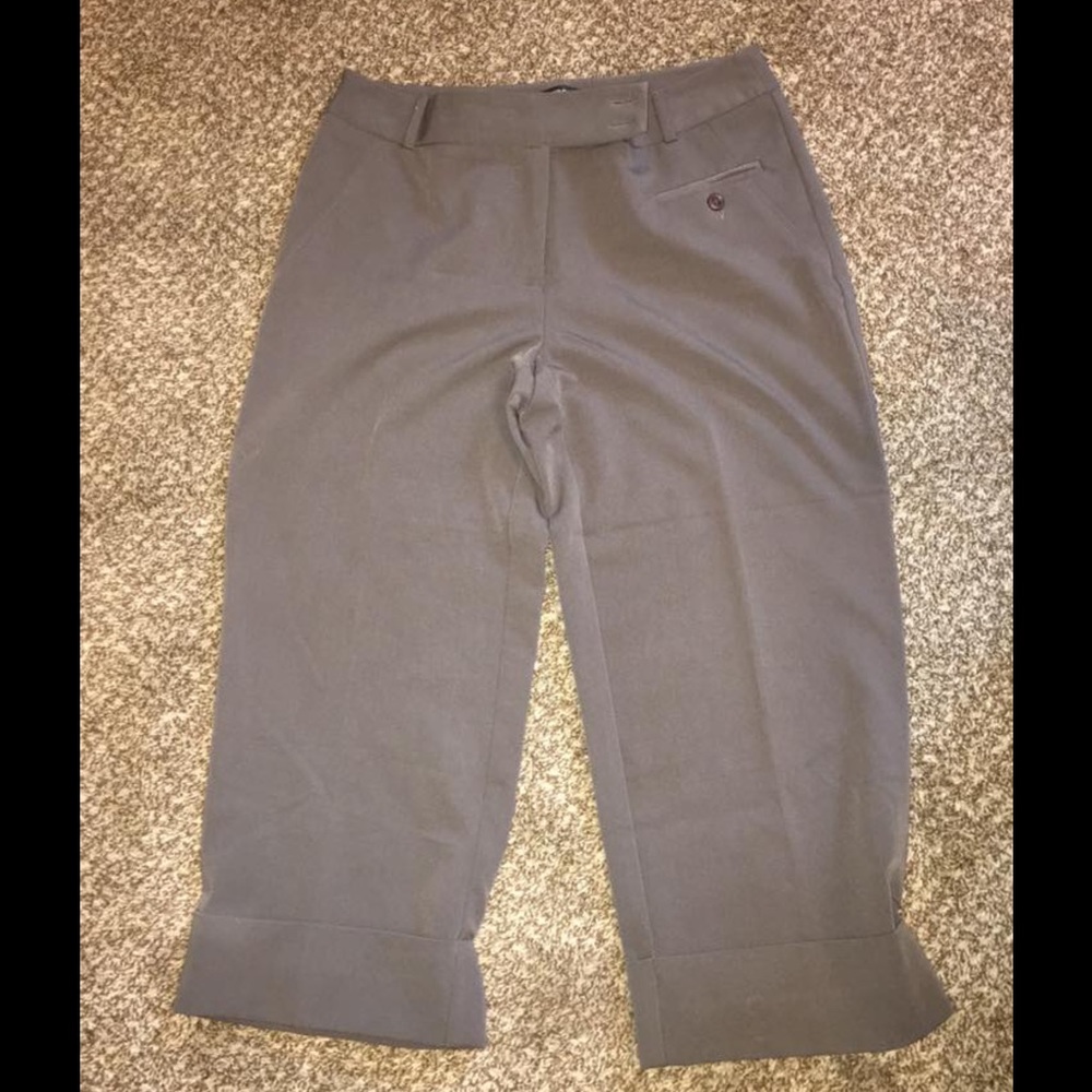 Dress capris