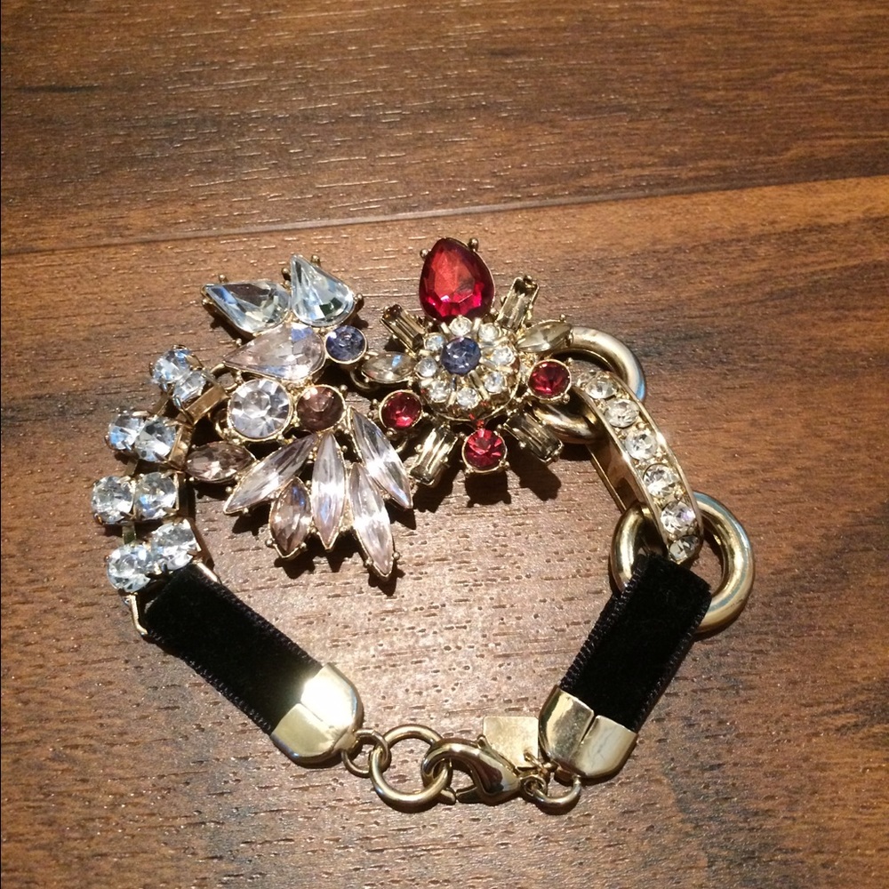 Banana republic gem bracelet